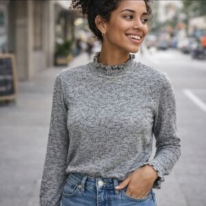 Cleo Women's Grey Turtleneck Sweater Pullover Size Small NWT